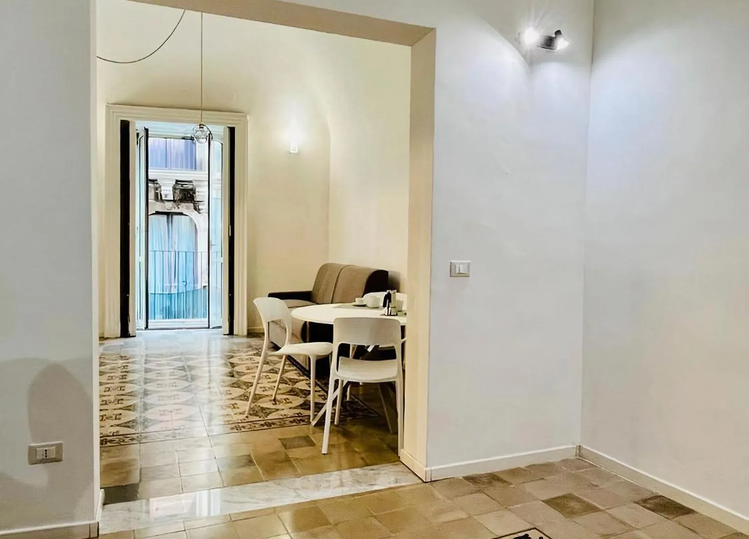 The Cement Tiles Apartment Catania 0*,  Italy